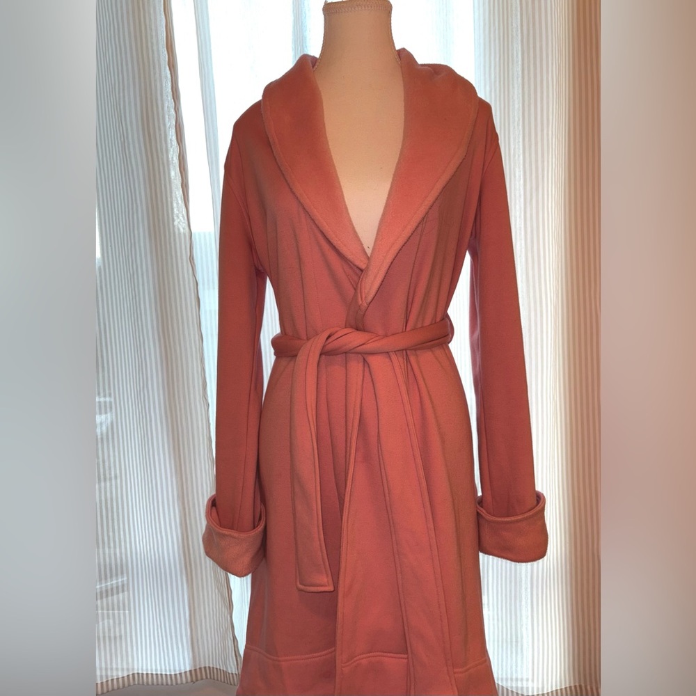 UGG pink robe
